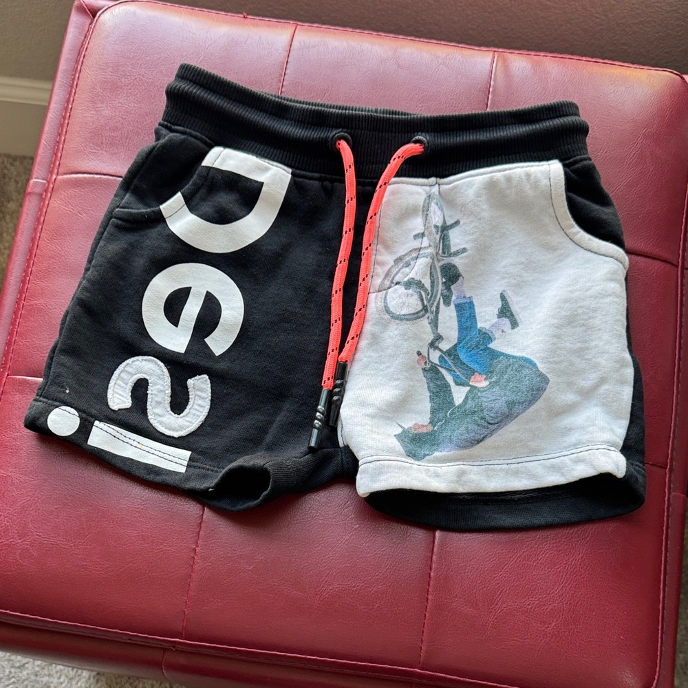 Desigual Black and Gray Textured Shorts for Boys, Size 3/4T